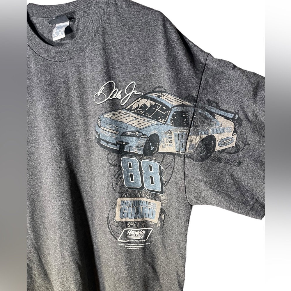 NASCAR 2xl Grey T-shirt DaleJr #88 National Guard and Hendricks Motorsports